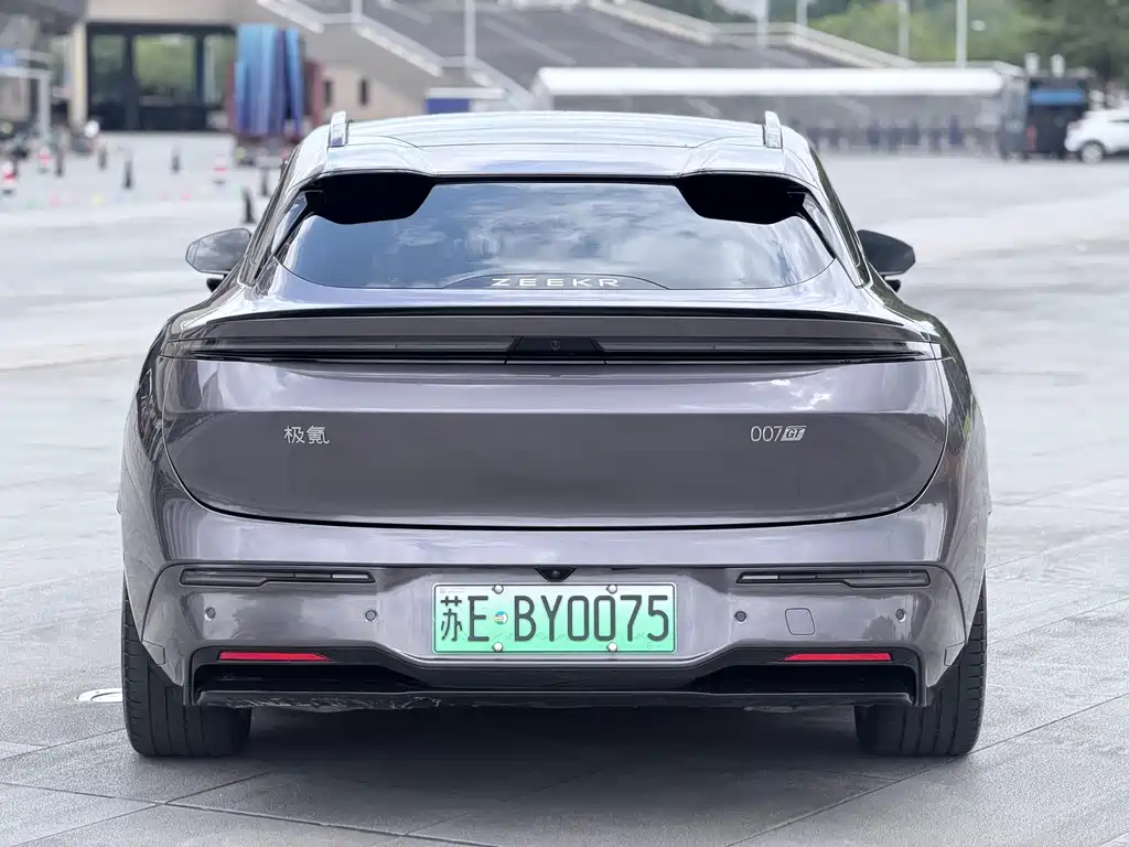Zeekr 007GT — миниатюра 5