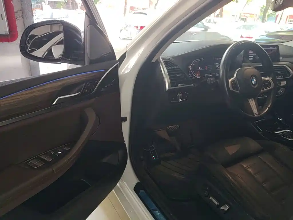 BMW X3 — миниатюра 16