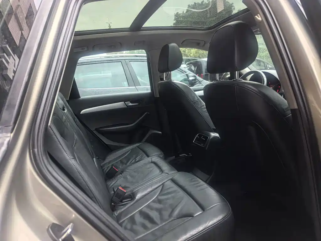 Audi Q5 — миниатюра 8