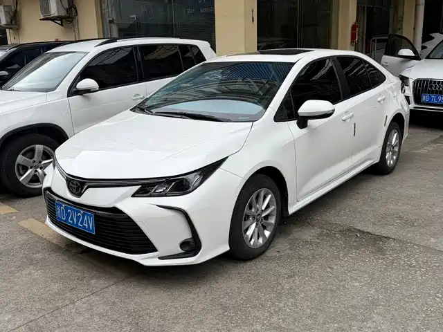 TOYOTA COROLLA