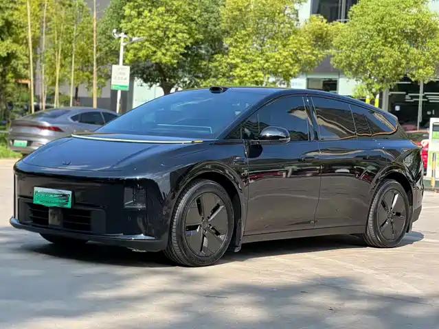 Li Auto i6