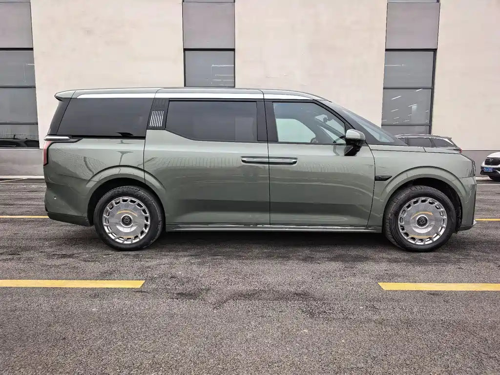 ZEEKR EXTREME KRYPTON 009