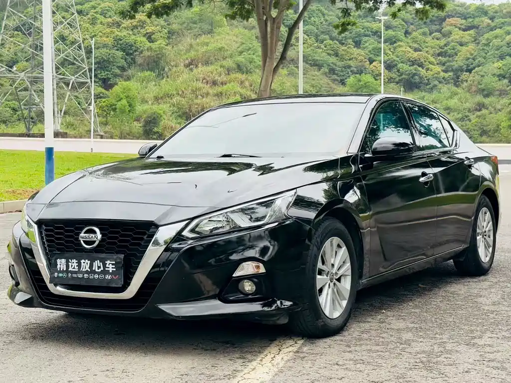 Nissan Teana 2022