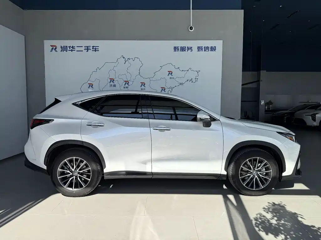 Lexus NX — миниатюра 3
