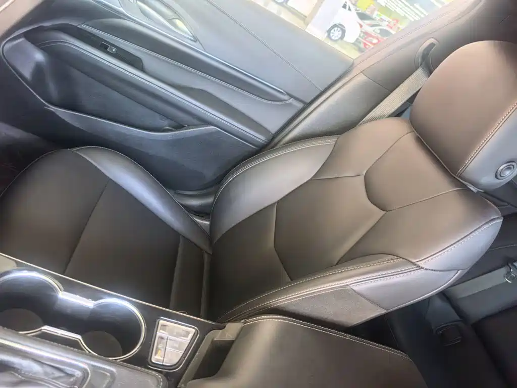 Cadillac CT4 — миниатюра 12