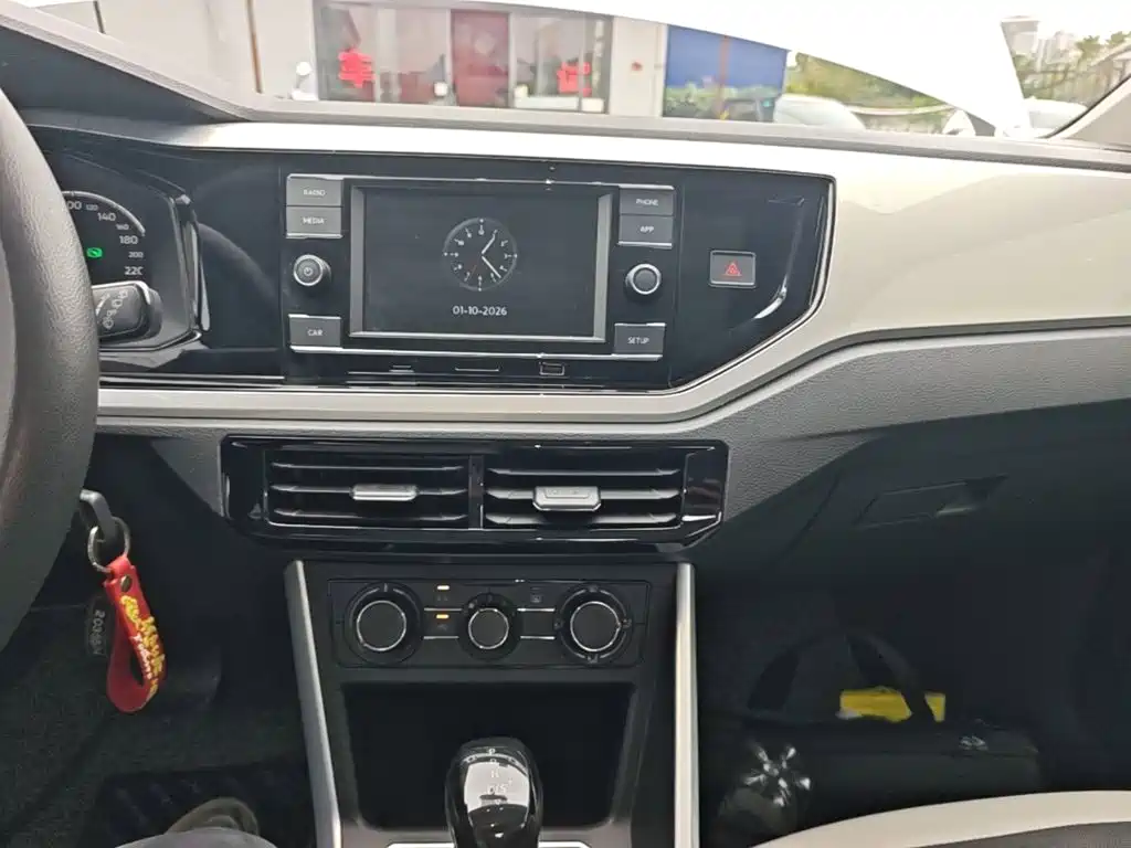 Volkswagen Polo — миниатюра 13