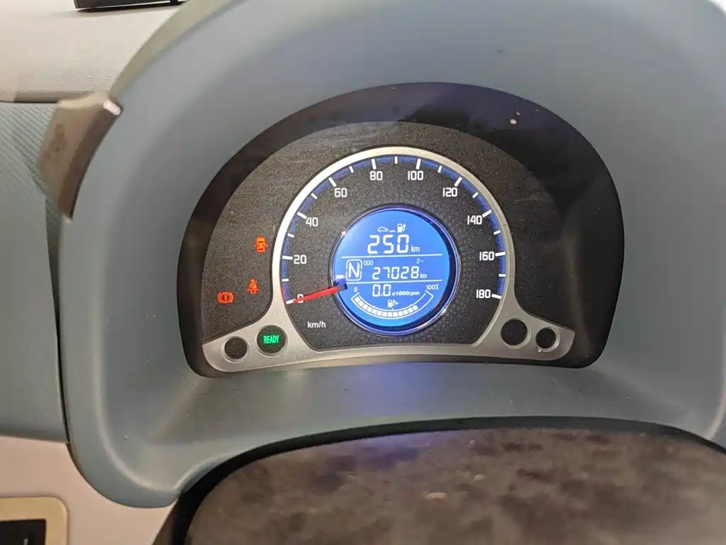 Changan Benben E-Star — миниатюра 8