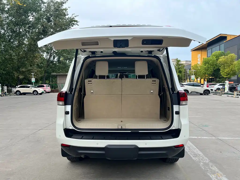 Toyota Land Cruiser — миниатюра 13