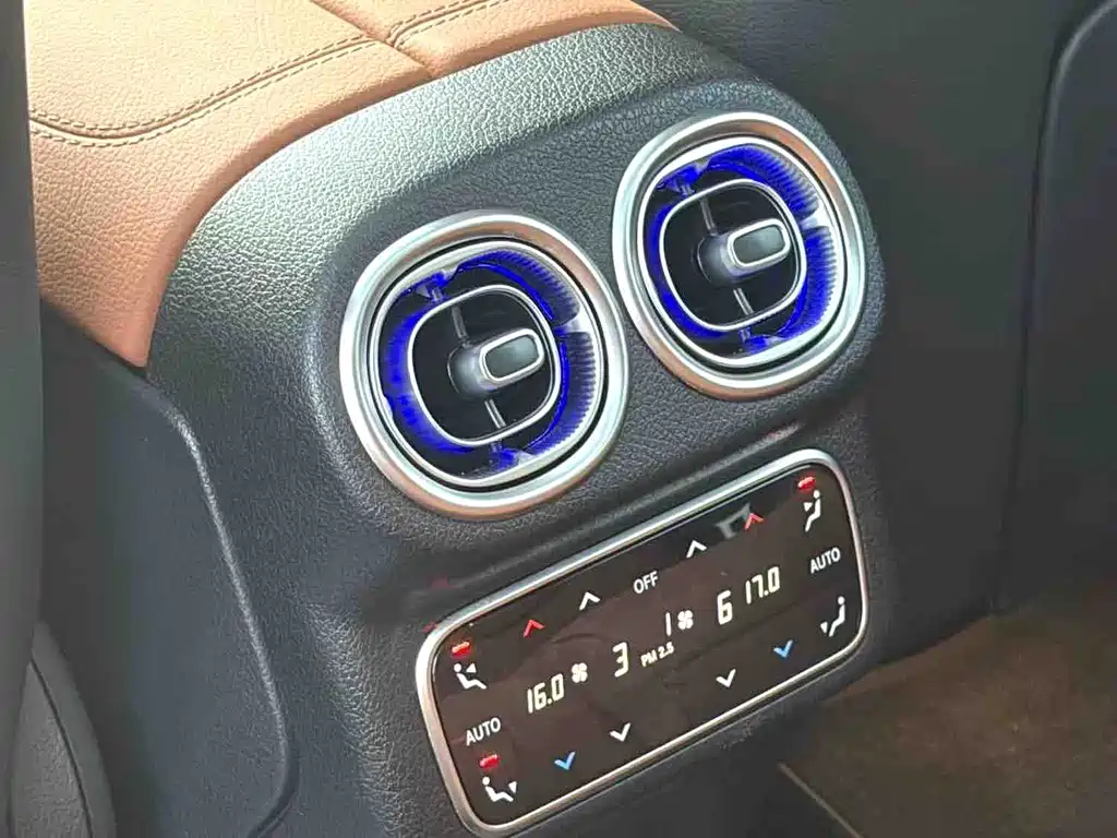 Mercedes-Benz GLC — миниатюра 9