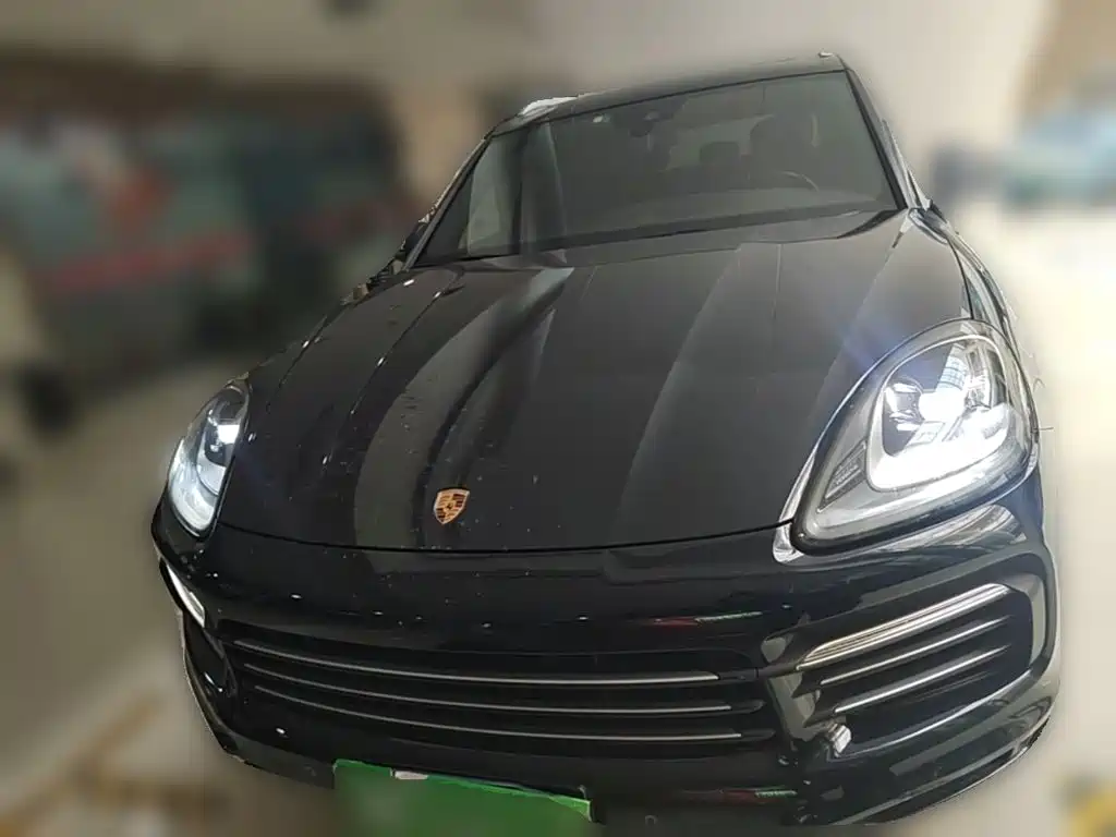Porsche Cayenne — миниатюра 5