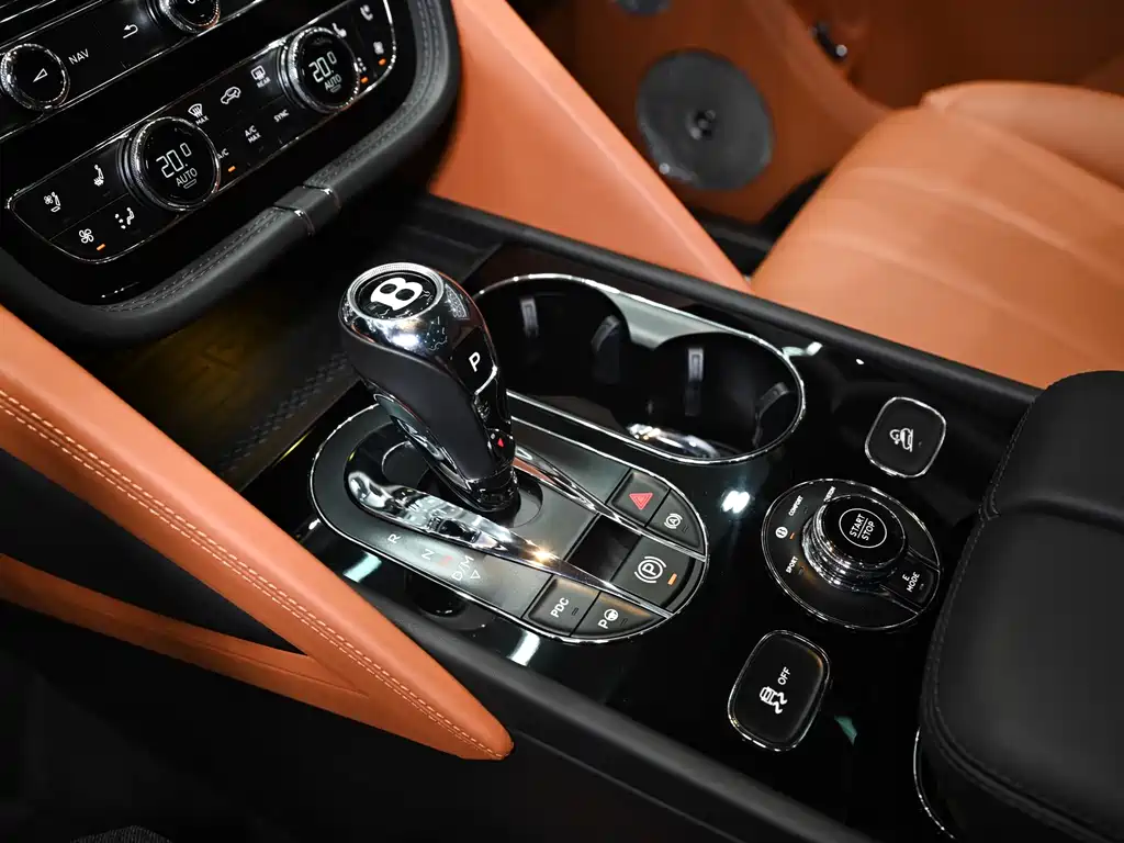 BENTLEY TIMYUE PLUG IN HYBRID