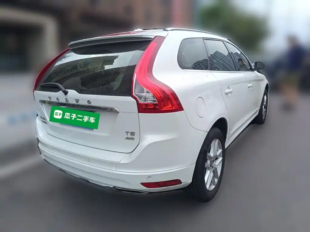 Volvo XC60 — миниатюра 6