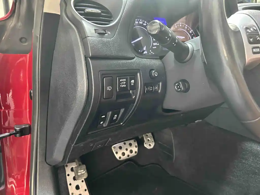 Lexus IS — миниатюра 7
