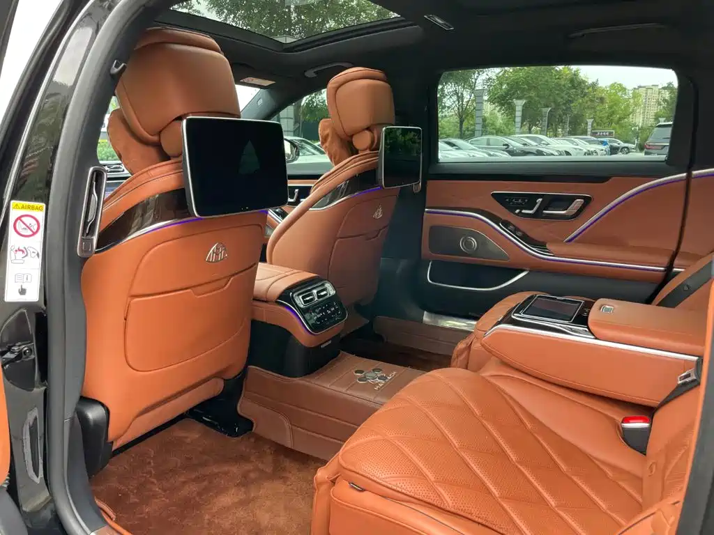 Mercedes-Benz S-Class — миниатюра 13
