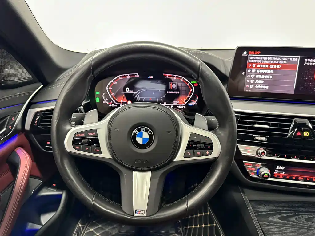BMW 5 Series — миниатюра 10