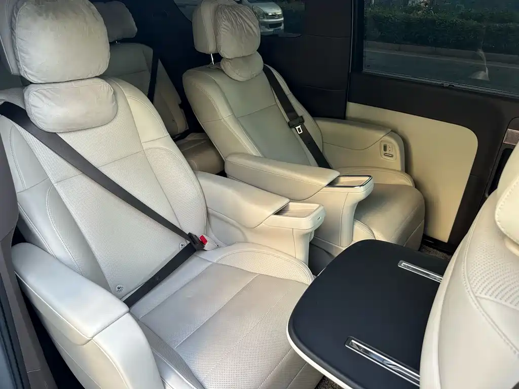 Li Auto Li MEGA — миниатюра 16