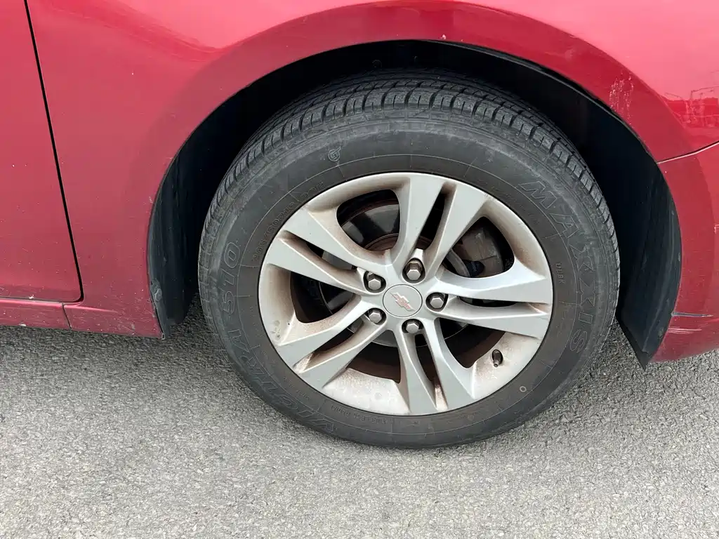 Chevrolet Cruze — миниатюра 16
