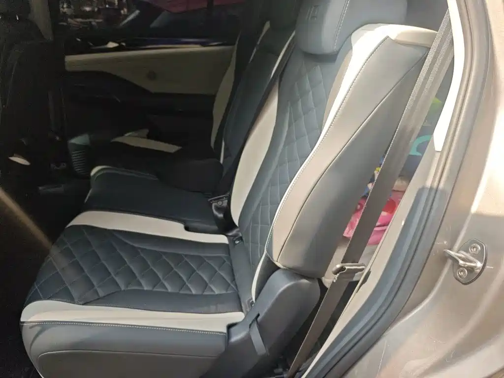 Volkswagen ID.6 Crozz — миниатюра 15