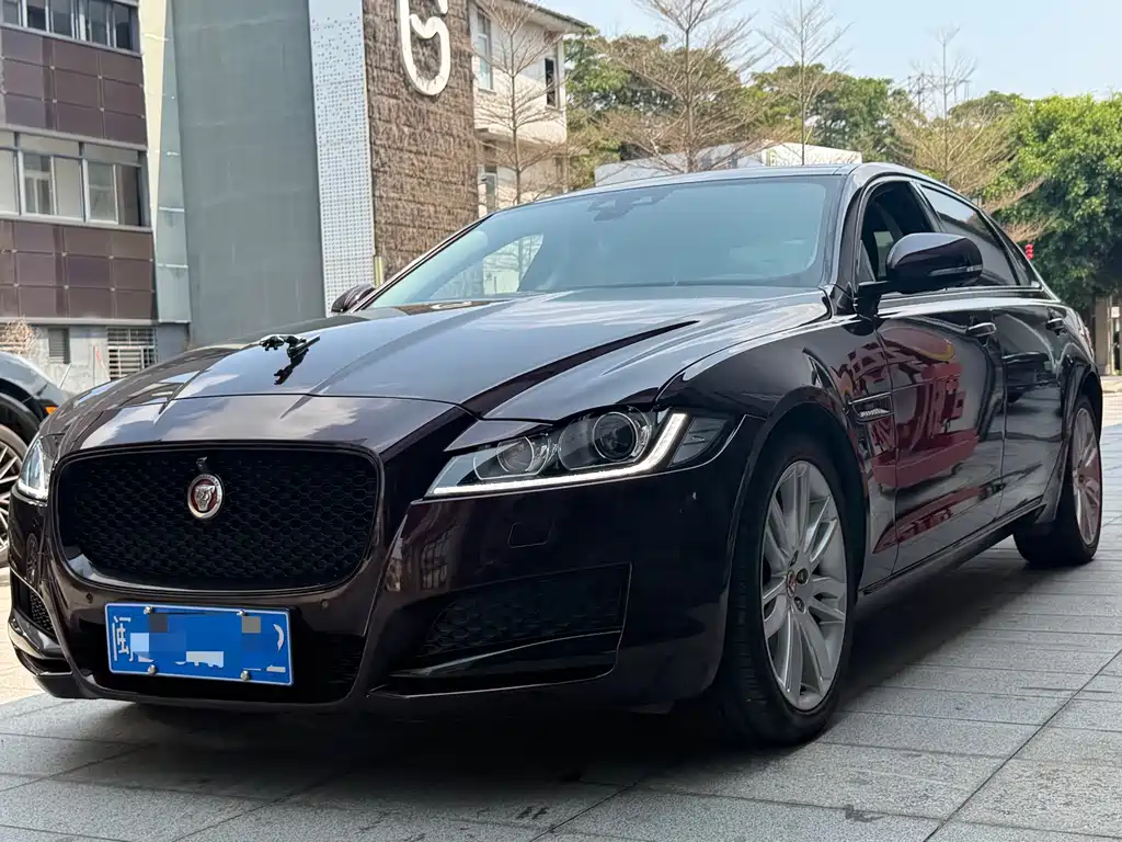 Jaguar XFL 2020
