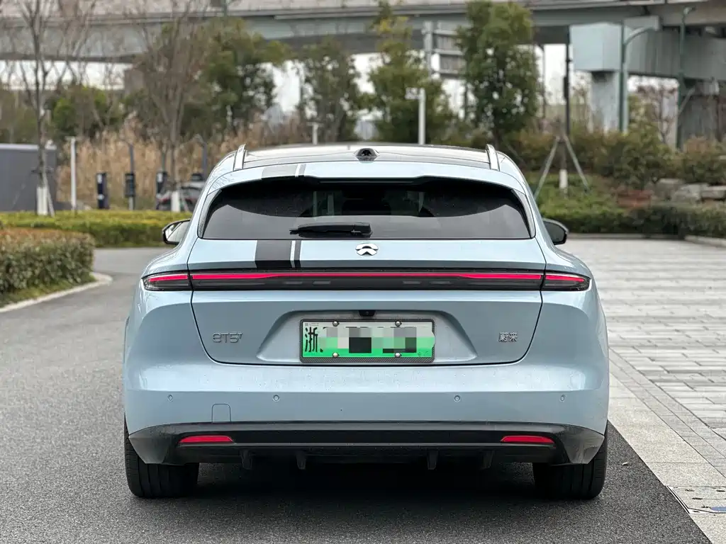 NIO NIO ET5T