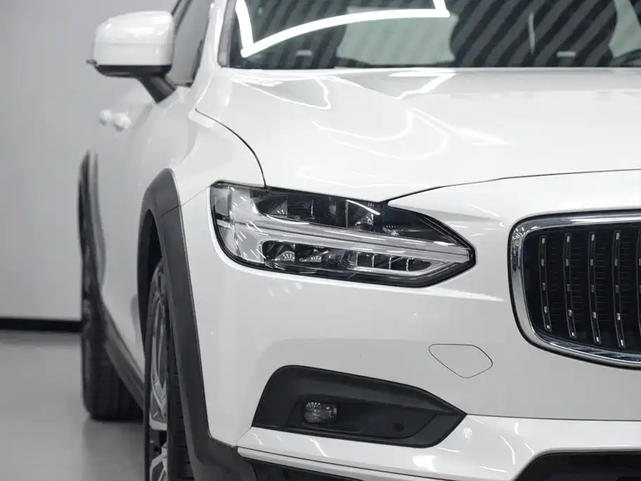 Volvo V90 — миниатюра 4