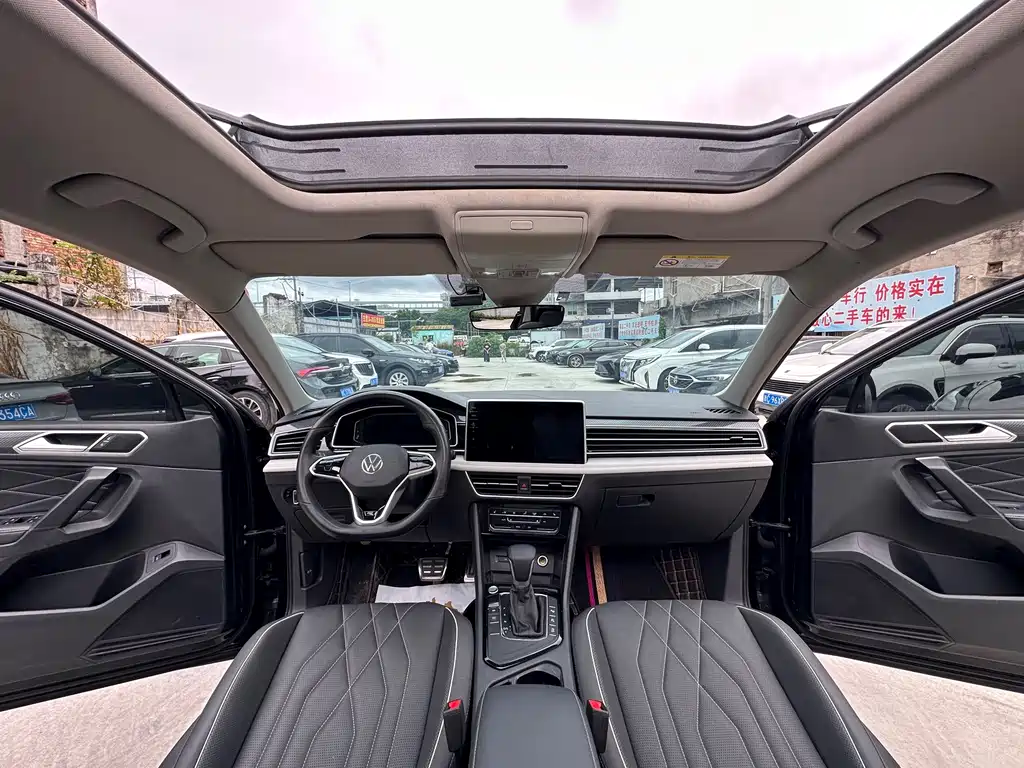 Volkswagen Tiguan L — миниатюра 10