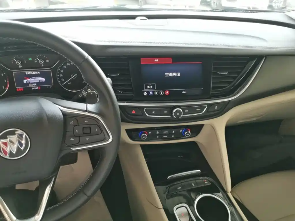 Buick Regal — миниатюра 10