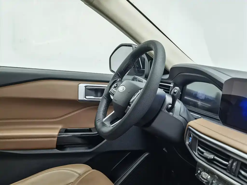 Ford Explorer — миниатюра 22