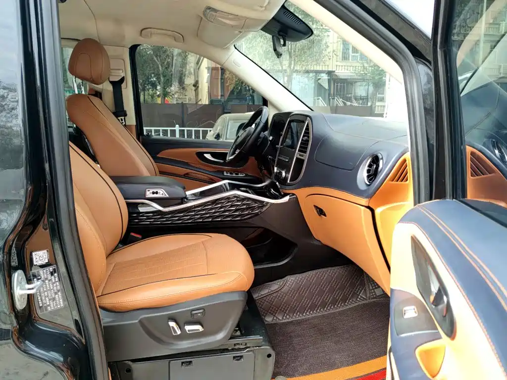 Mercedes-Benz Vito — миниатюра 8