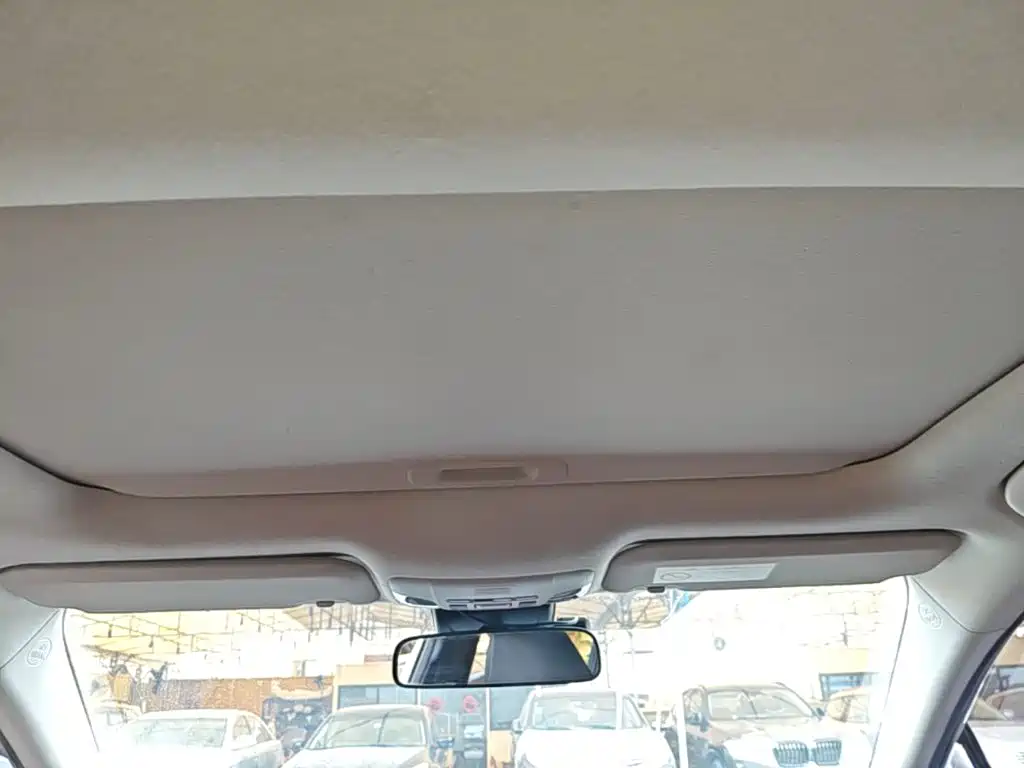 Toyota Corolla — миниатюра 18