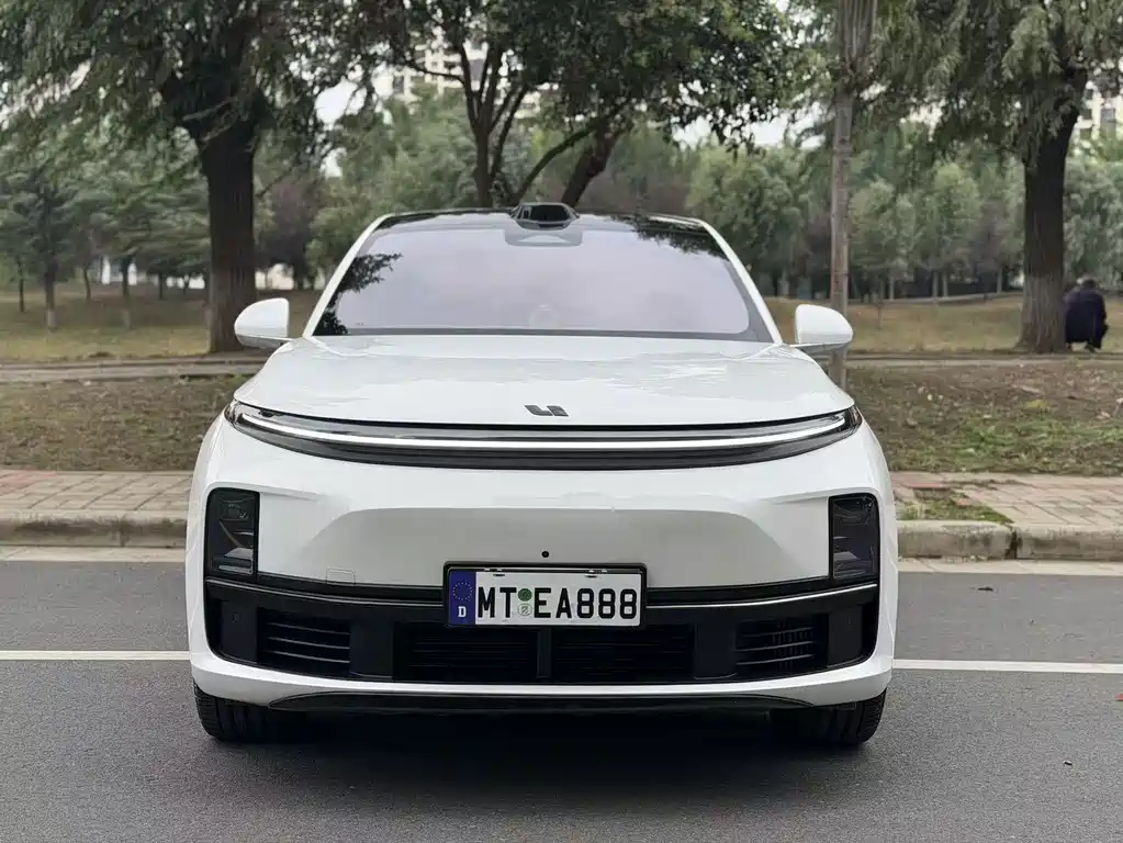 Li Auto Li L7 — миниатюра 2