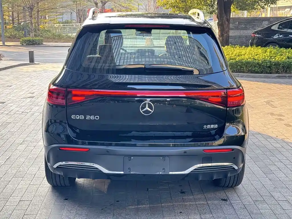 Mercedes-Benz EQB — миниатюра 4