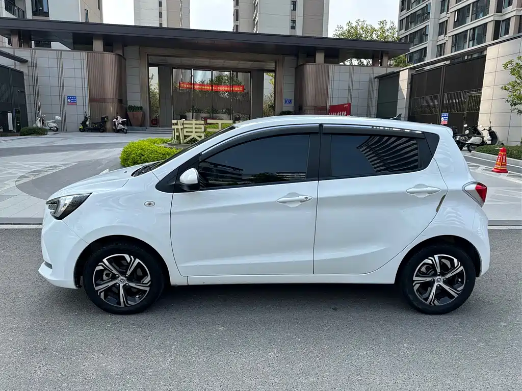 Changan Benben E-Star — миниатюра 3