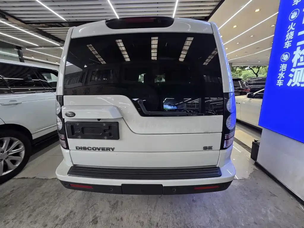 Land Rover Discovery — миниатюра 3