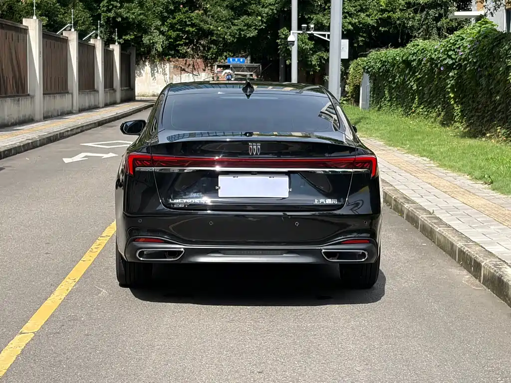 Buick LaCrosse — миниатюра 8