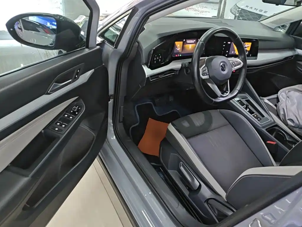 Volkswagen Golf — миниатюра 12
