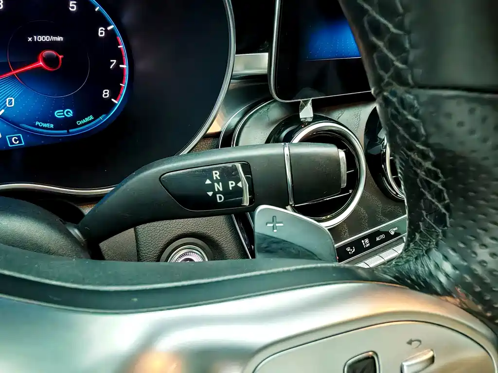 Mercedes-Benz C-Class — миниатюра 16