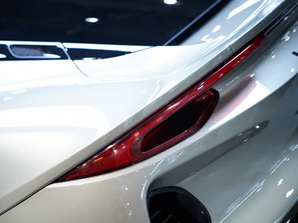 Lotus Emira — миниатюра 20
