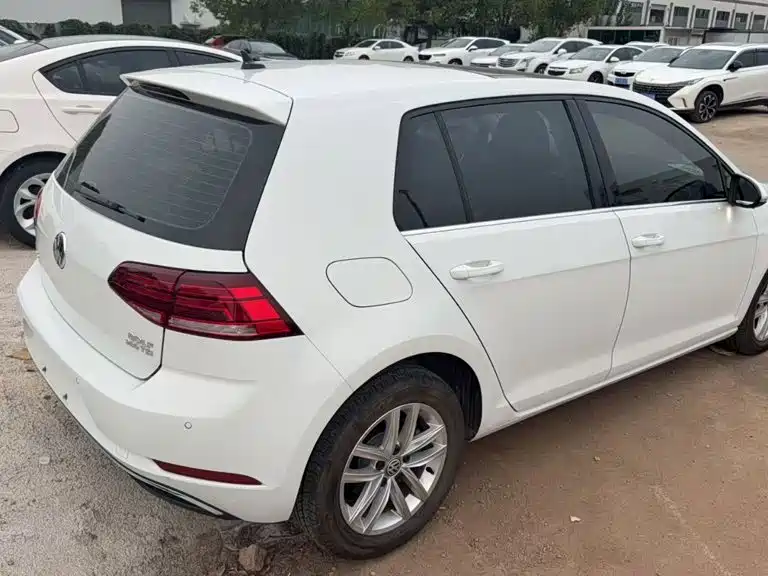 Volkswagen Golf — миниатюра 7
