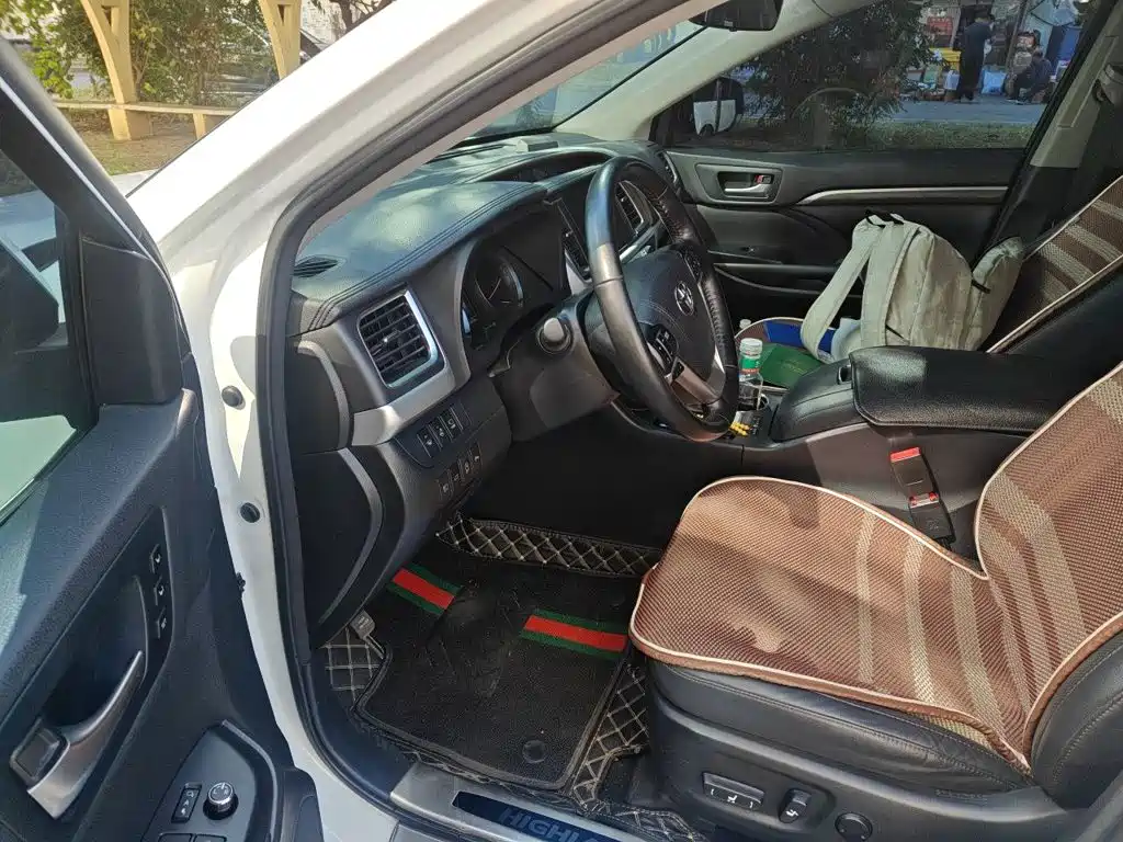 Toyota Highlander — миниатюра 14