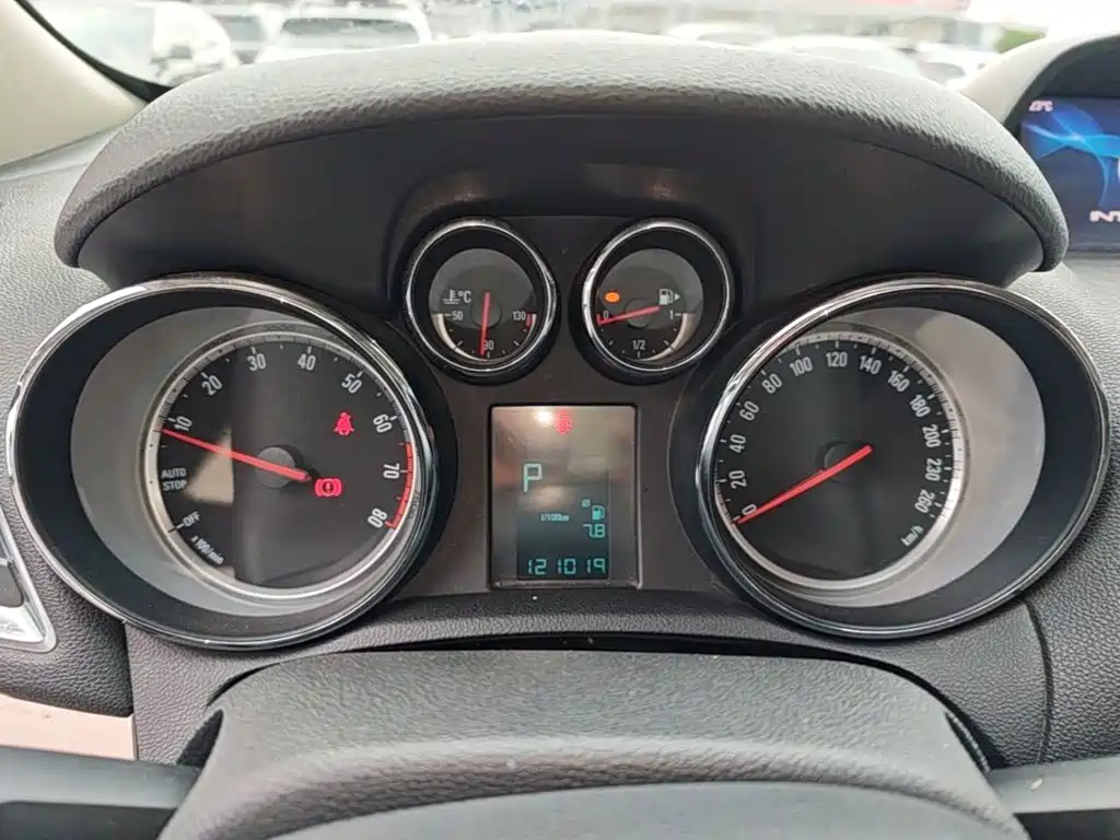 Buick Encore — миниатюра 12