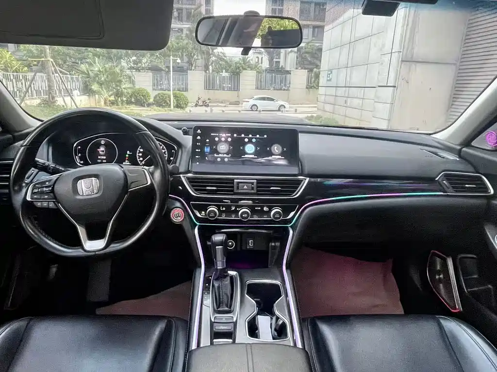 Honda Accord — миниатюра 5