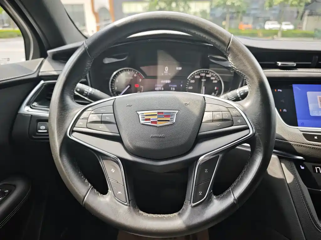 Cadillac XT5 2022 2.0T Luxury