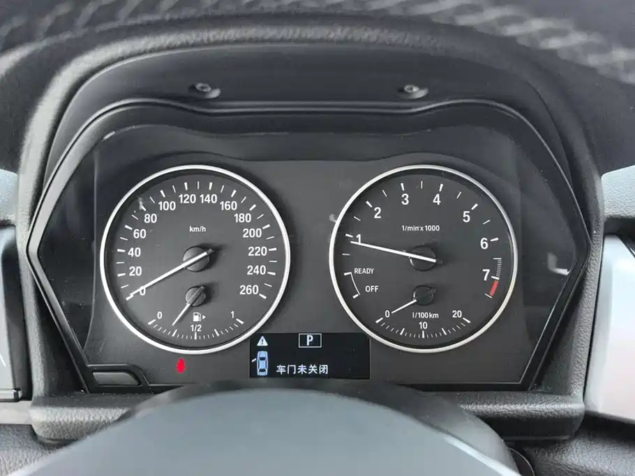 BMW 2 Series Active Tourer — миниатюра 14