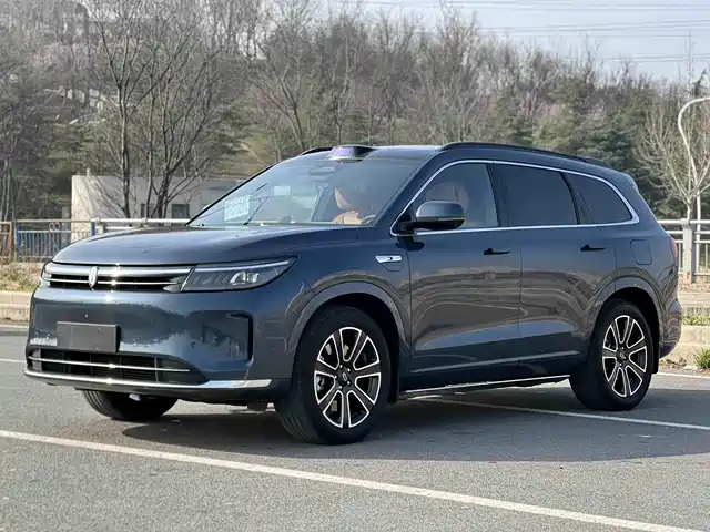 AITO ASK THE WORLD M7 2024