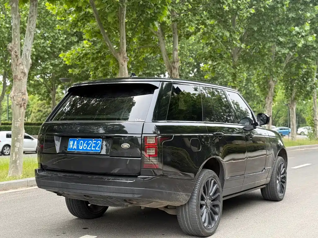 Land Rover Range Rover — миниатюра 9