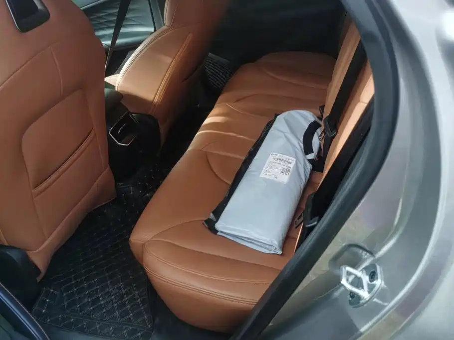 Roewe RX5 New Energy — миниатюра 11