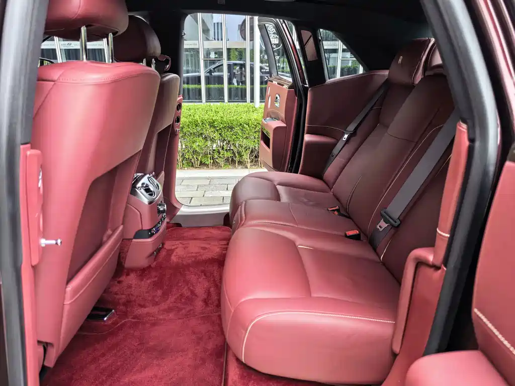 Rolls-Royce Ghost — миниатюра 43