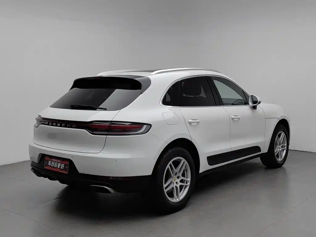 Porsche Macan — миниатюра 2