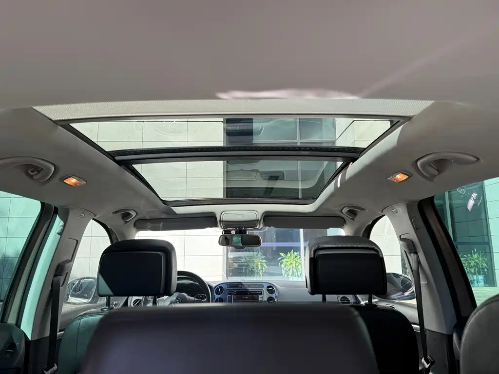 Volkswagen Tiguan — миниатюра 13